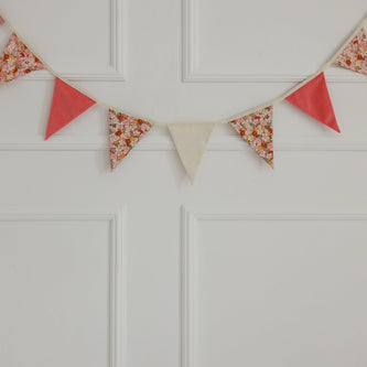 Garland - Birthday In Garden