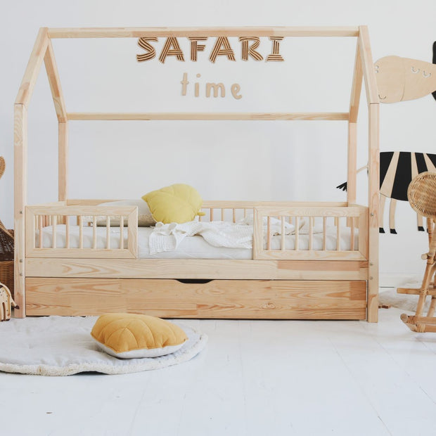 Wooden Wall Sign - Safari Time